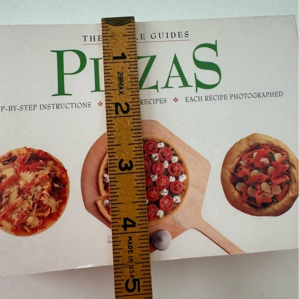 Barnes & Noble The Little Guides Pizzas Cookbook